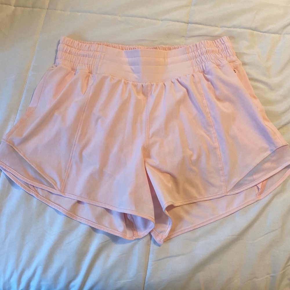 Lululemon strawberry milkshake hotty hot high rise 4” shorts. Size 8.